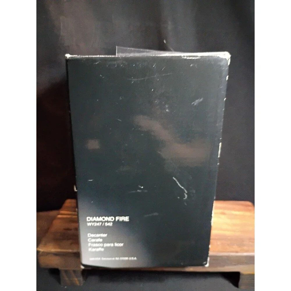 Mikasa Diamond Fire Crystal Decanter WY247/542 Japan NIB Whisky Bourbon Tags